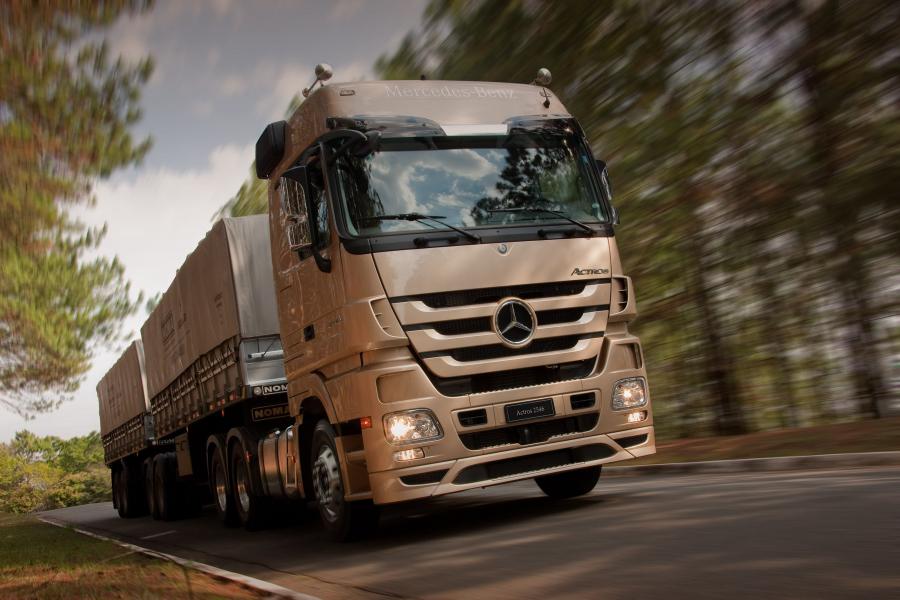  Mercedes-Benz Actros 2546 6x2 (MP3) 2011 года  (BR) (фото 16 из 18)